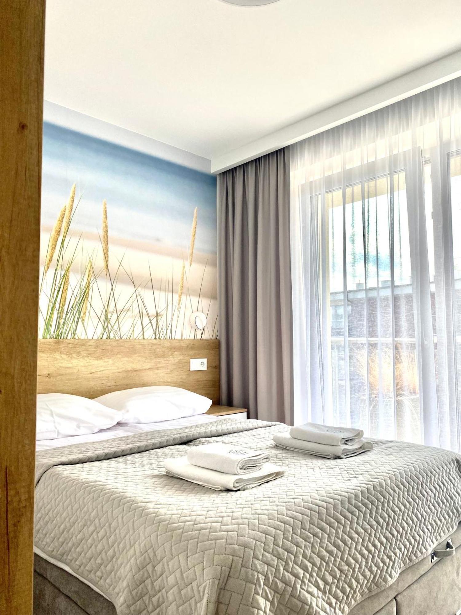 Apartament Nadmorski Z Basenem Klifowa レバル エクステリア 写真